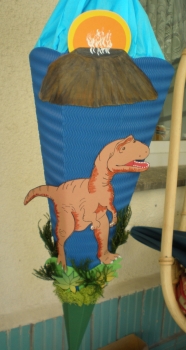 Handgefertige Schultüte / Zuckertüte - " T-Rex " - 70cm - 6-eckig