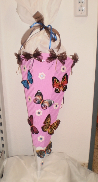 Handgefertigte Schultüte / Zuckertüte - " Schmetterlinge " - 70cm - 6 eckig